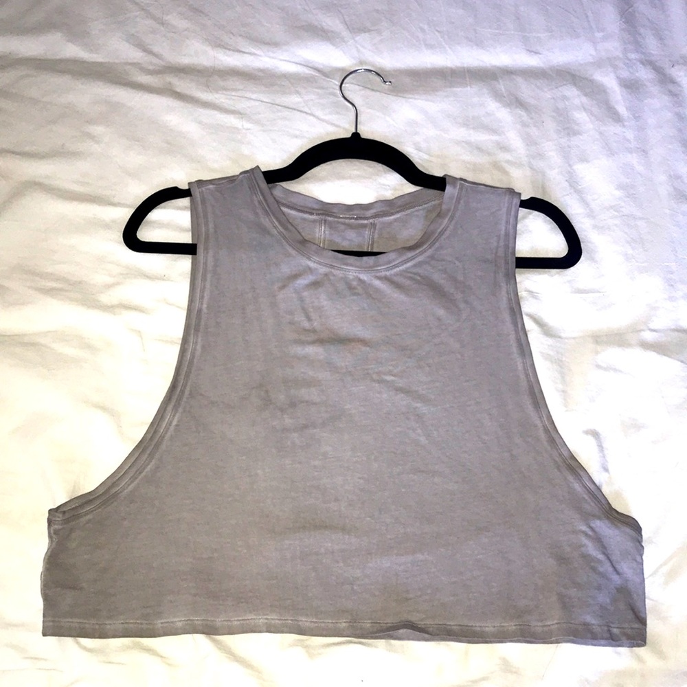 Lululemon top